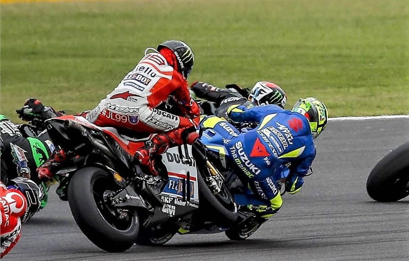 MotoGP Argentina: Dovi taken out again - bemused by rear grip, Petrucci scr