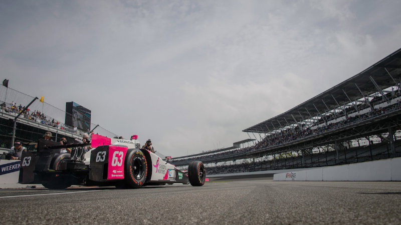 Pippa Mann Indy 500 qualifying