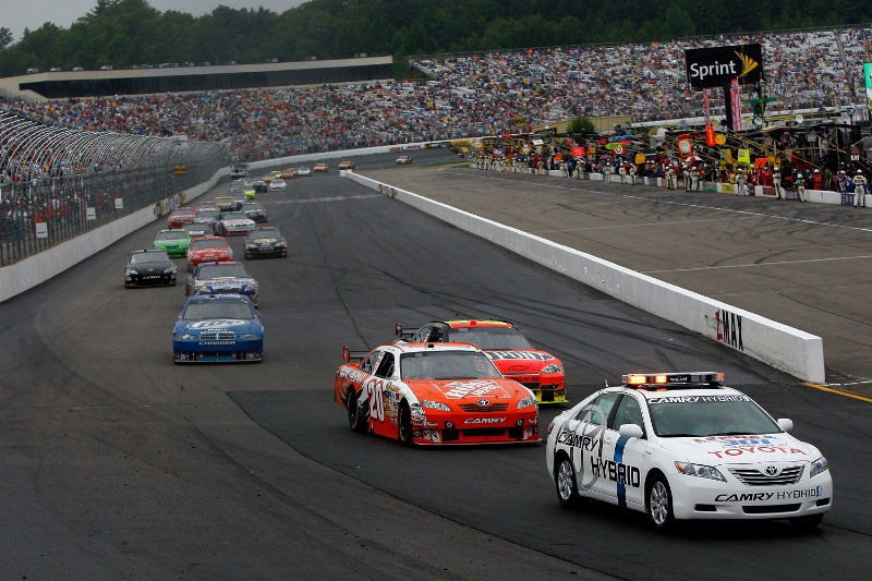 Mayfield denies drug taking in court papers