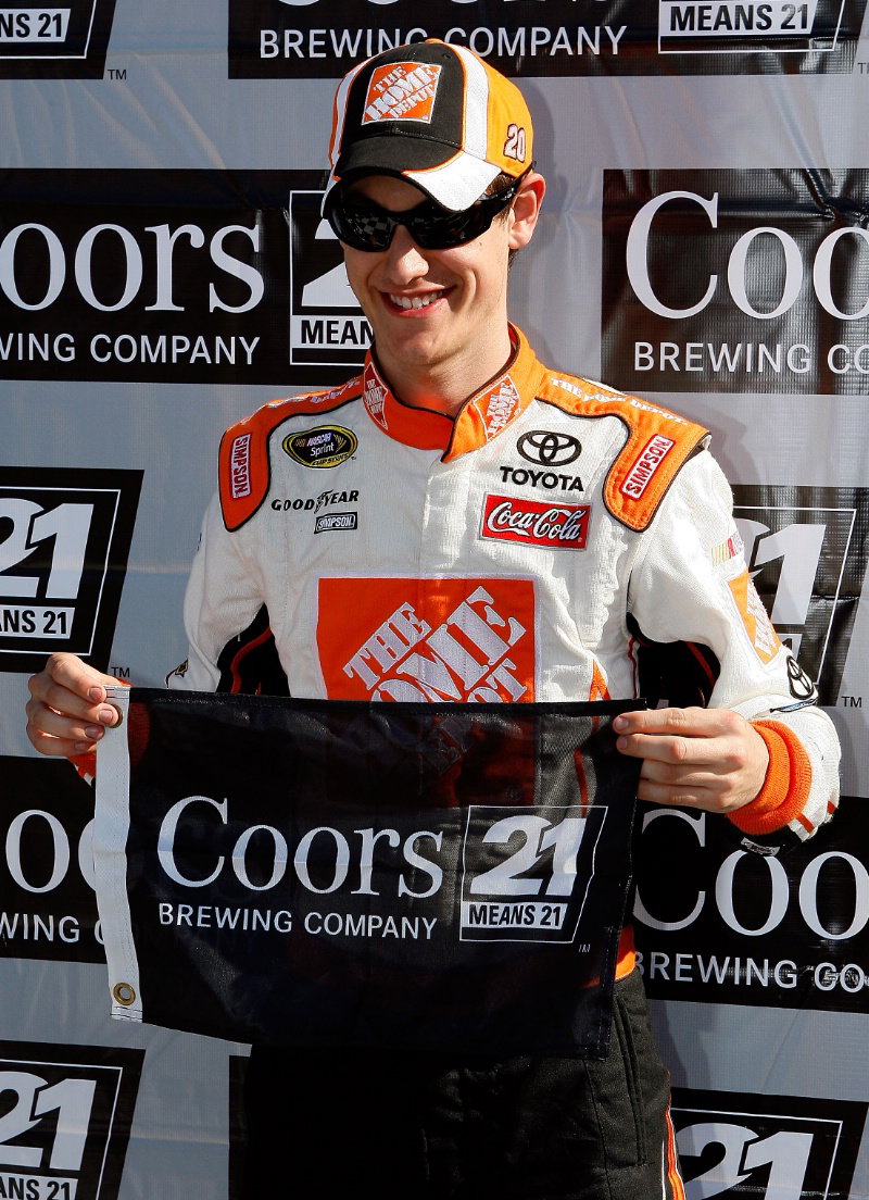 Larry Pearson sustains multiple fractures in legends race