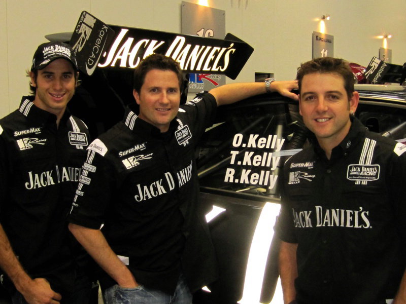 Drivers set for SuperCarnivale, includes Villeneuve