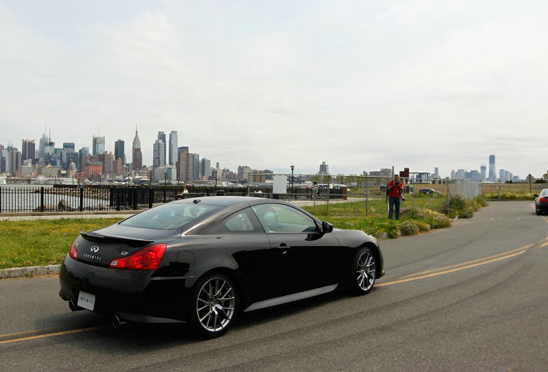 Hamilton 'wants new McLaren contract'