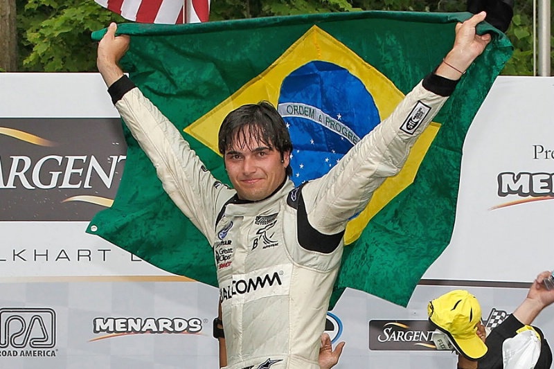 Williams wants three cars to solve driver dilemma