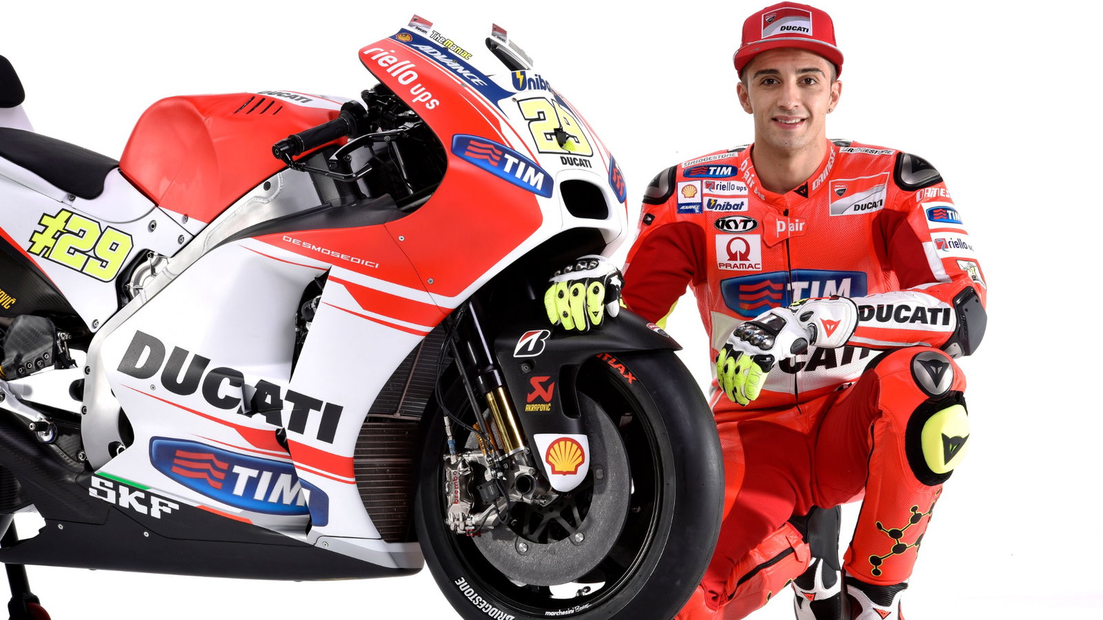 Iannone, 2015 MotoGP. Image courtesy of