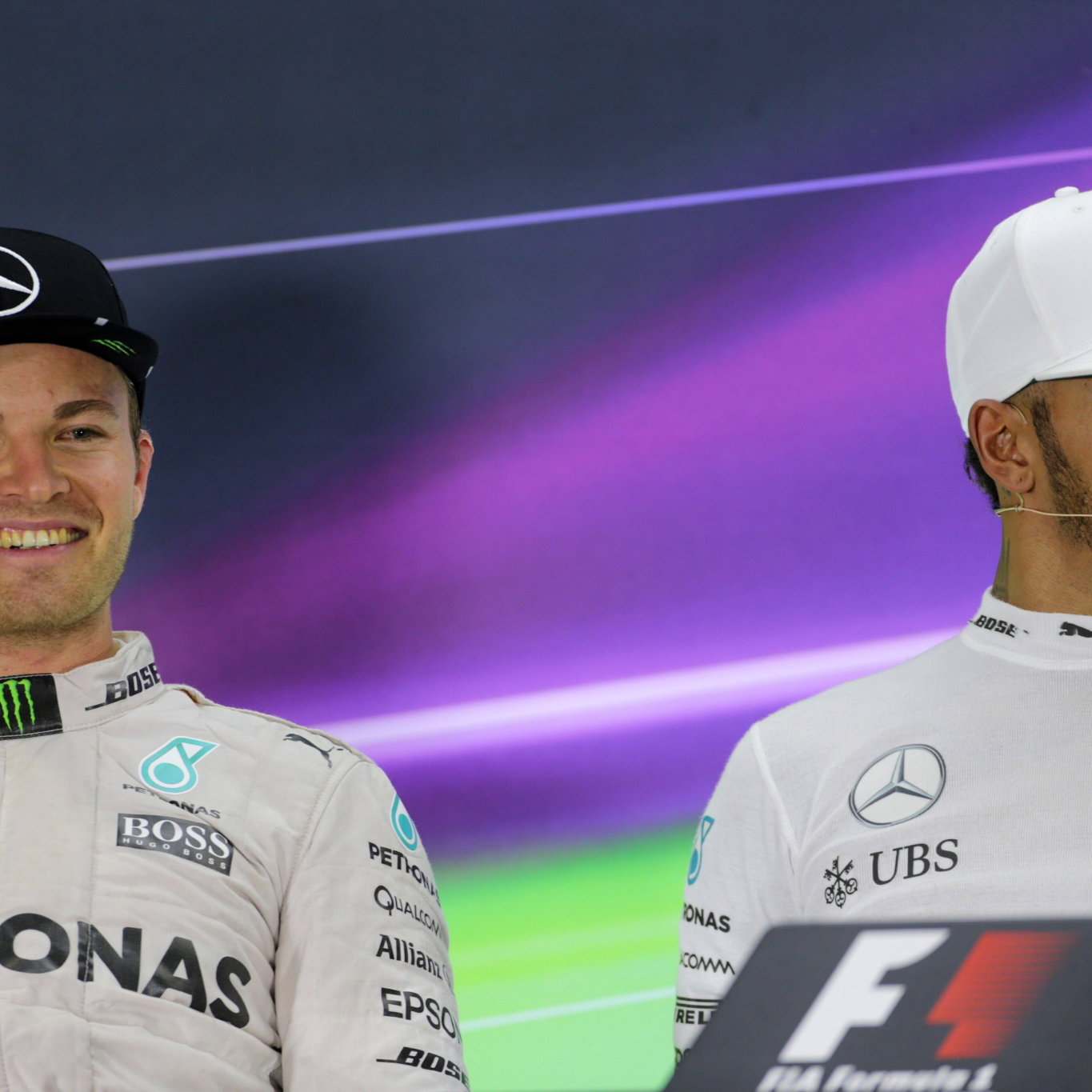  - Race, Press conference, Nico Rosberg (GER) Mercedes AMG F1 W07 Hybrid and Lewis Hamilton (GBR) Mercedes AMG F1 W07