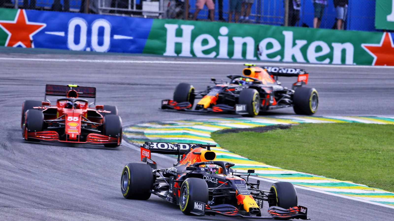 Max Verstappen (NLD) Red Bull Racing