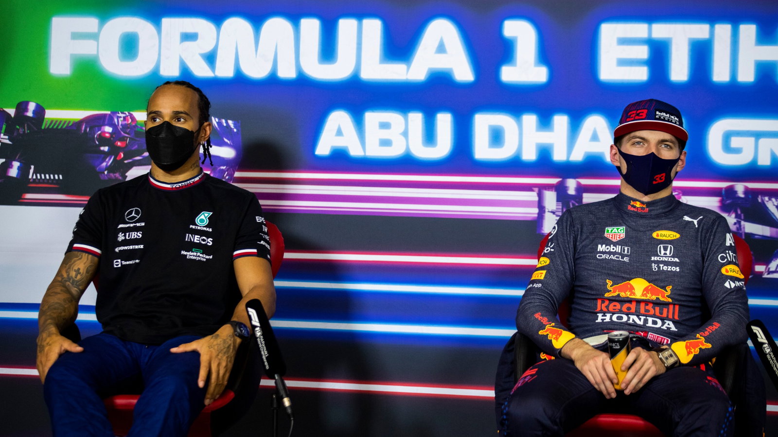 (L to R): Lewis Hamilton (GBR) Mercedes AMG F1 and Max Verstappen (NLD) Red Bull Racing in the post qualifying FIA Press