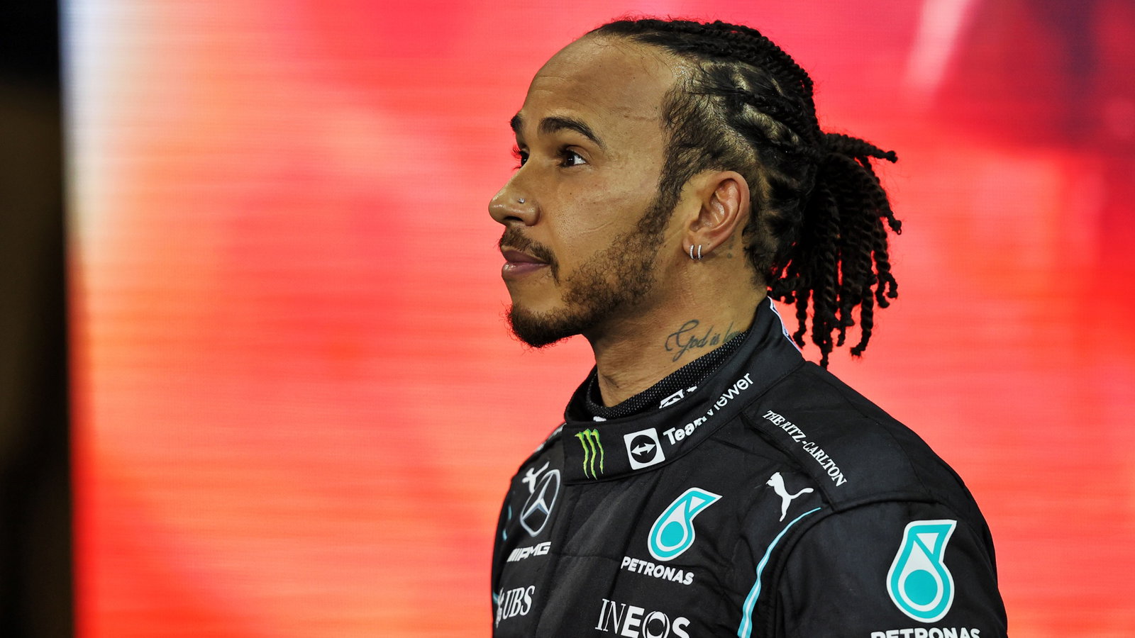 Lewis Hamilton (GBR) Mercedes AMG F1 in parc