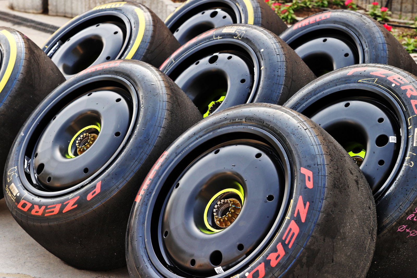 Pirelli tyres and new wheel