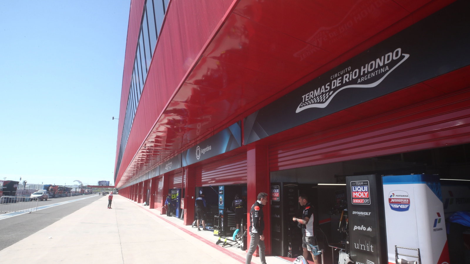Pit lane Argentinian MotoGP, 31 March 2022