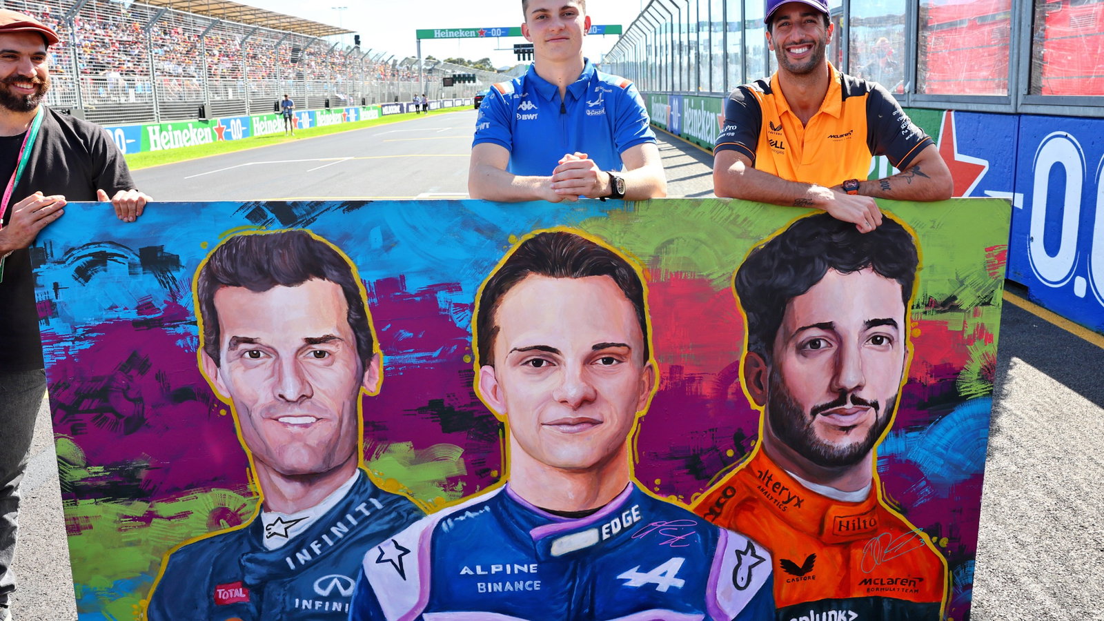 (L to R): Oscar Piastri (AUS) Alpine F1 Team Reserve Driver and Daniel Ricciardo (AUS) McLaren. Formula 1 World