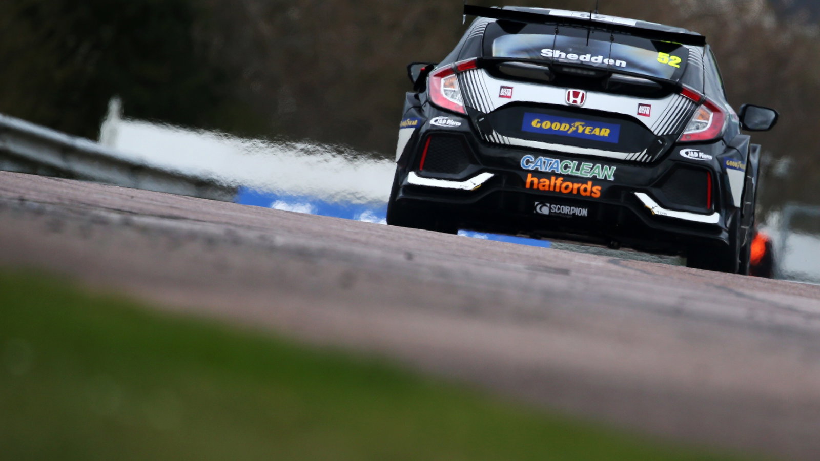 Gordon Shedden (GBR) - Halfords Racing with Cataclean Honda Civic Type