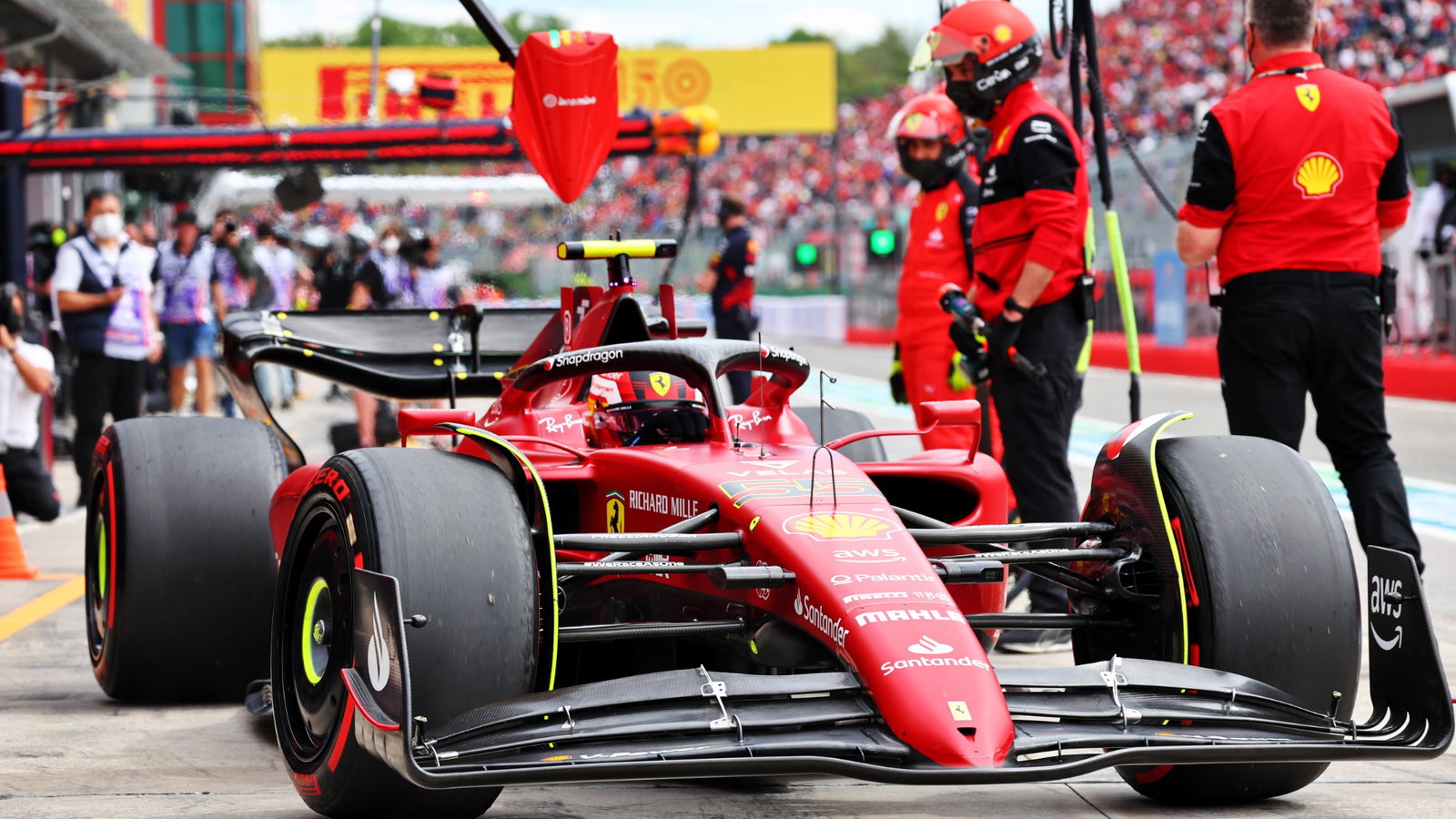 Carlos Sainz Jr (ESP) Ferrari F1-75. 