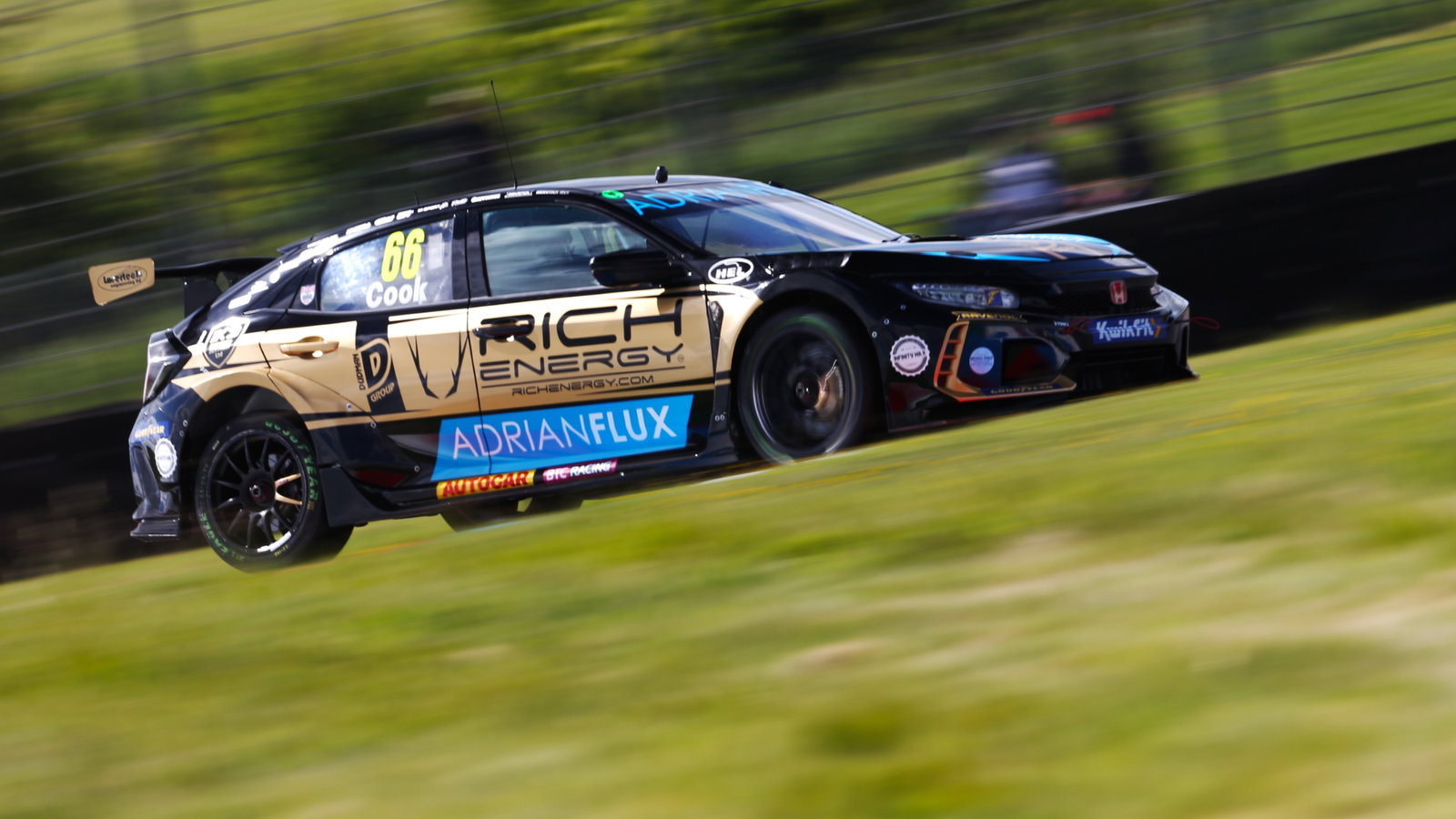 Josh Cook (GBR) - Rich Energy BTC Racing Honda Civic Type
