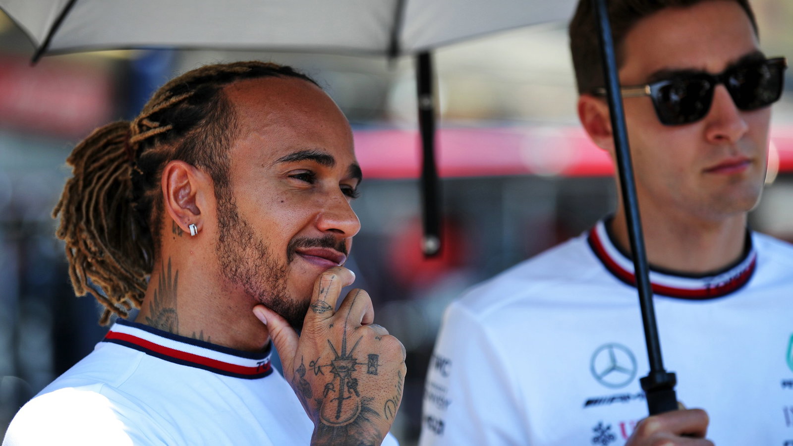 (L to R): Lewis Hamilton (GBR) 