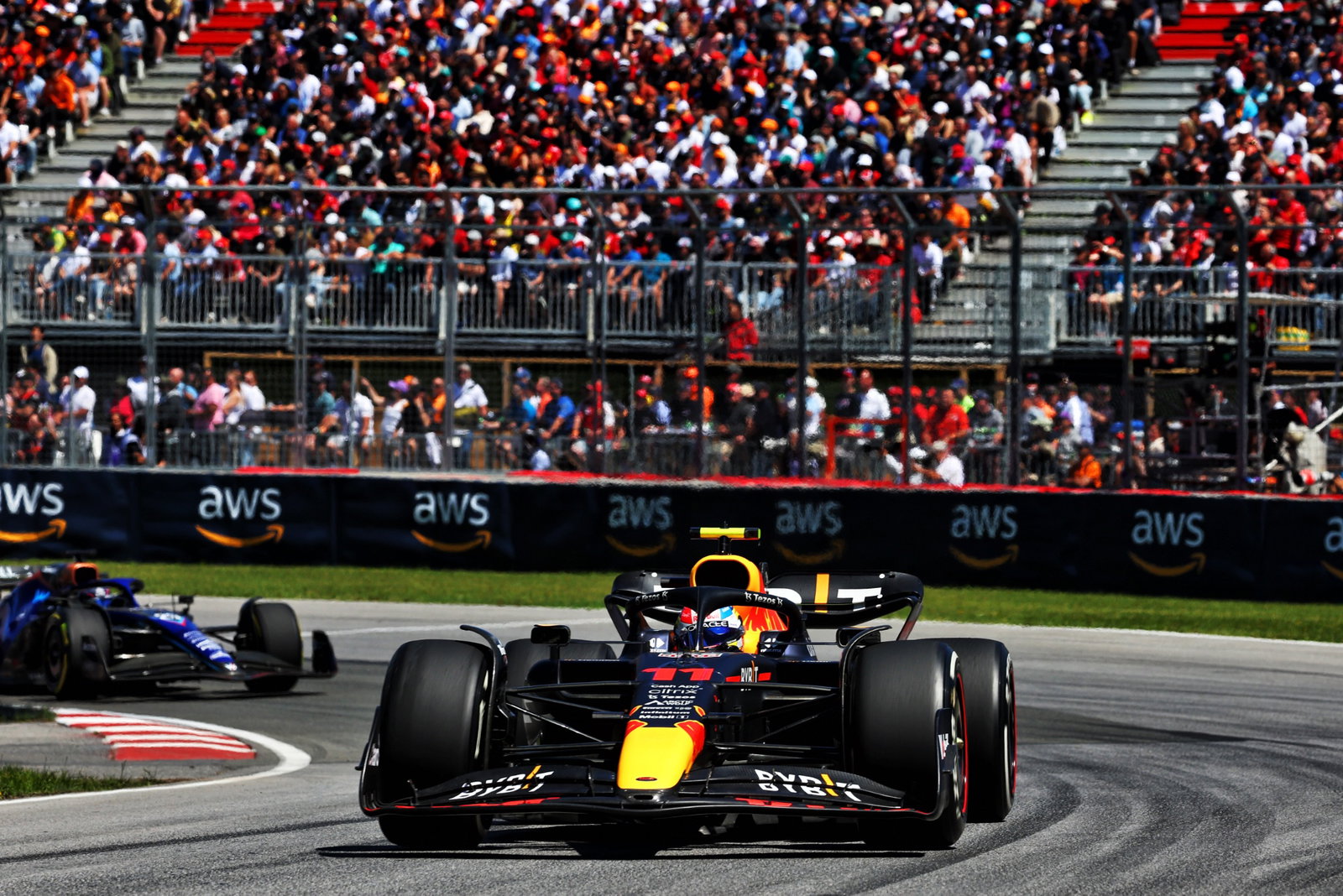 Sergio Perez (MEX) Red Bull Racing RB18. Formula 1 World Championship, Rd 9, Canadian Grand Prix, Montreal, Canada, Race