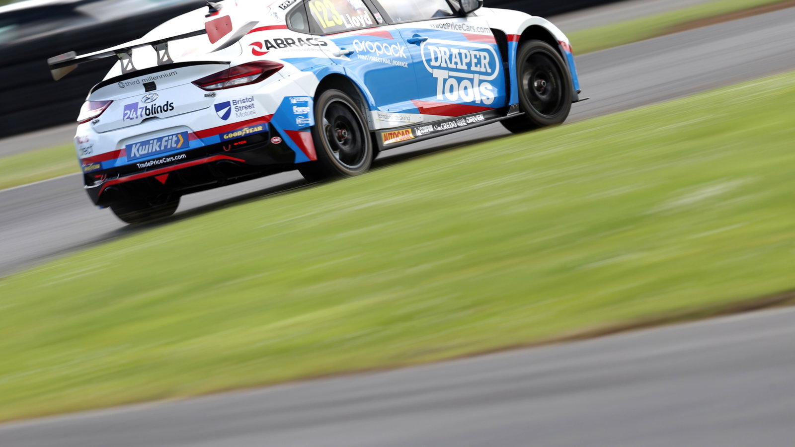 Daniel Lloyd (GBR) - Bristol Street Motors with EXCELR8 TradePriceCars.com Hyundai