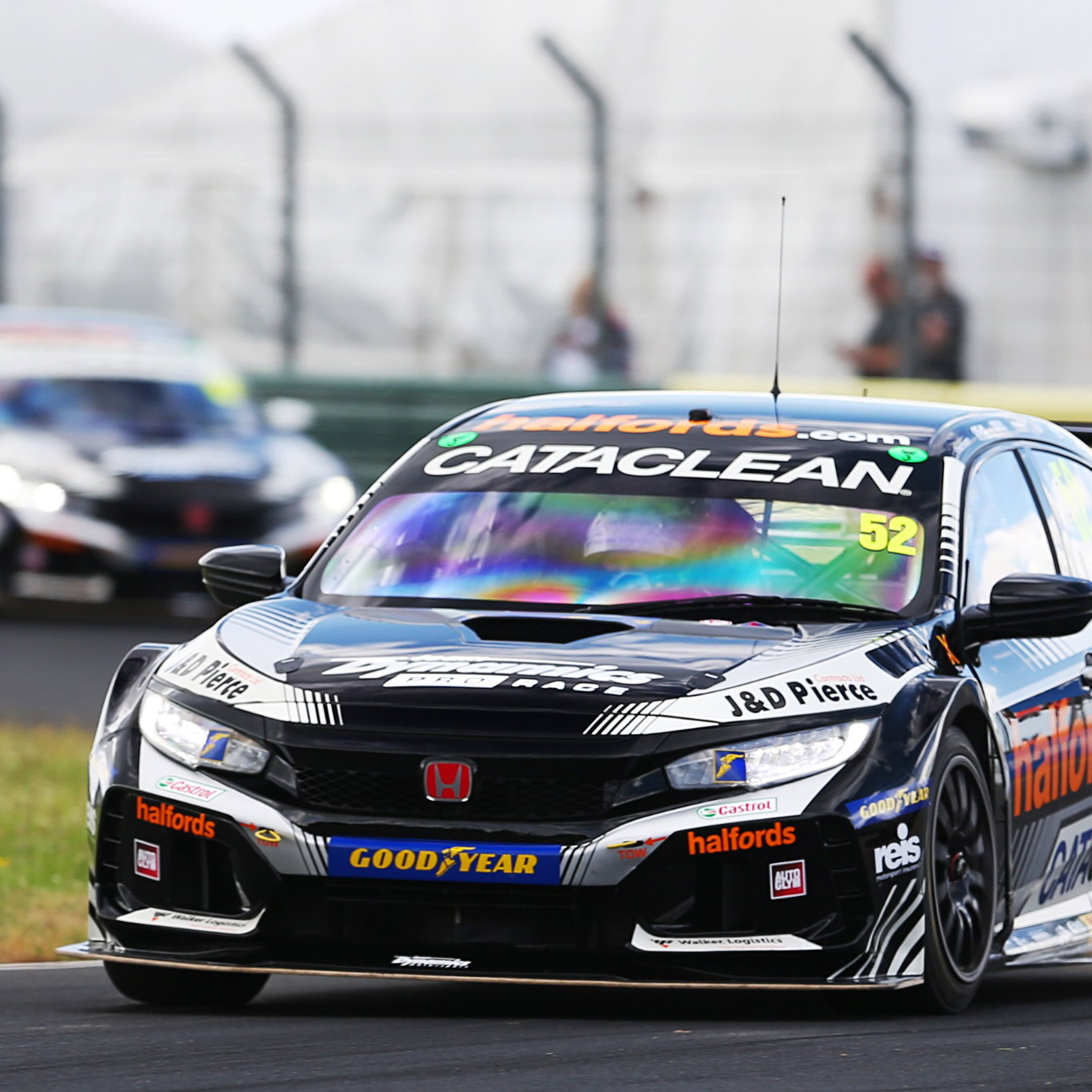 Gordon Shedden (GBR) - Halfords Racing with Cataclean Honda Civic Type