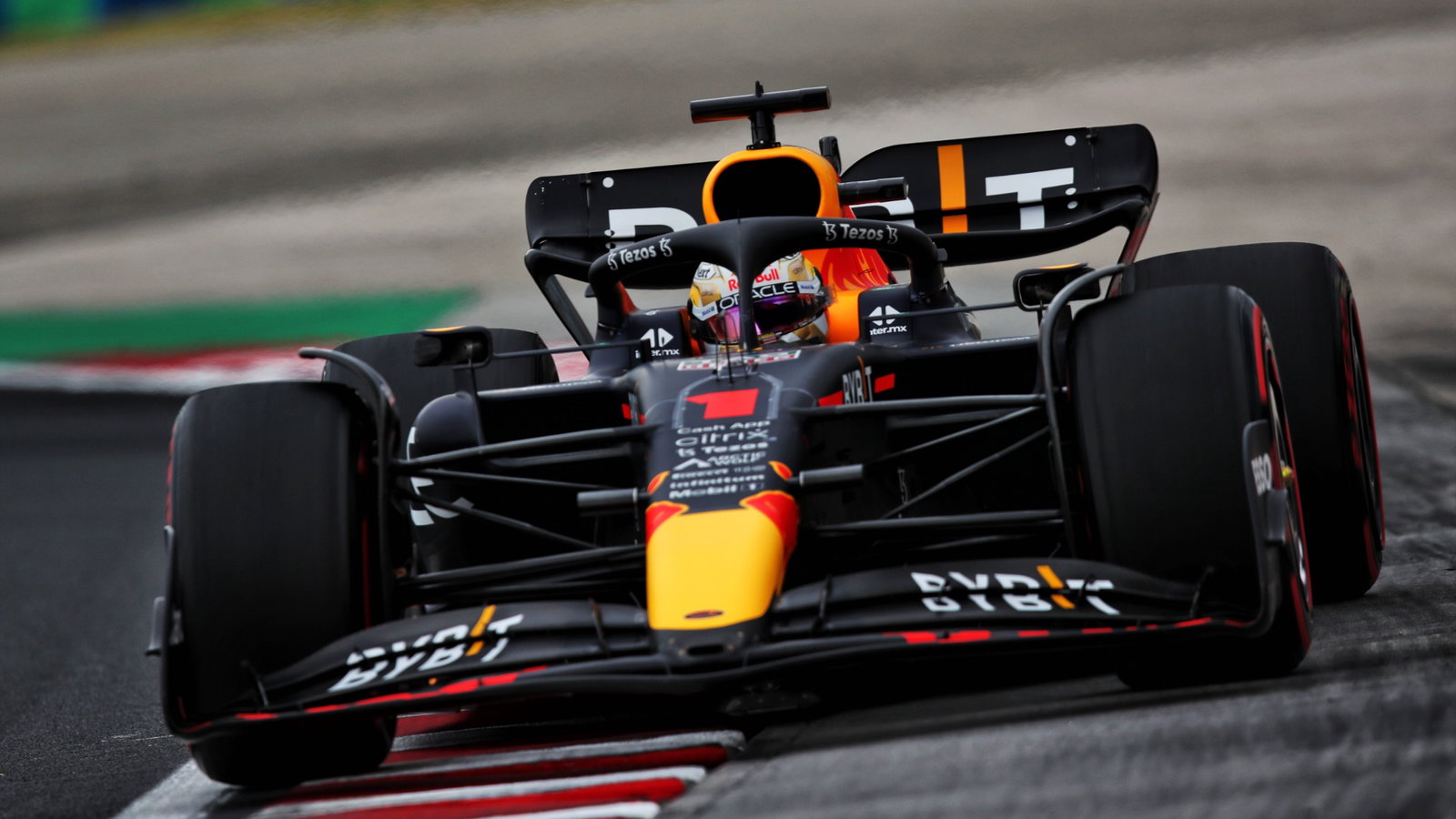 Max Verstappen (NLD) Red Bull Racing RB18. Formula 1 World Championship, Rd 13, Hungarian Grand Prix, Budapest, Hungary,