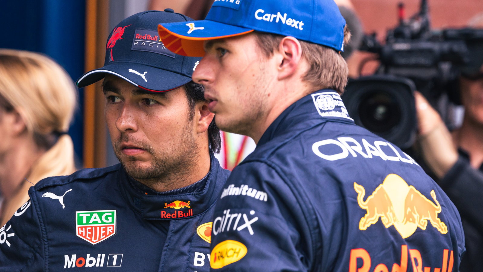 (L to R): Sergio Perez (MEX) Red Bull Racin