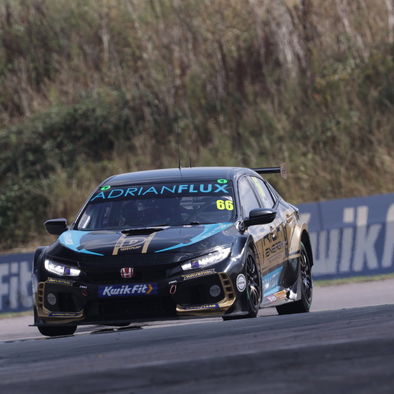 Josh Cook (GBR) - Rich Energy BTC Racing Honda Civic Type