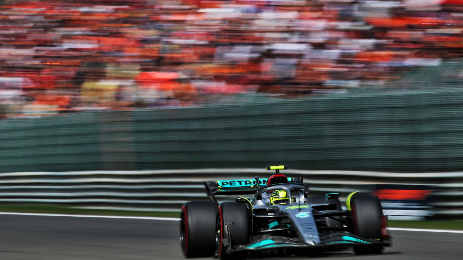 Lewis Hamilton (GBR)