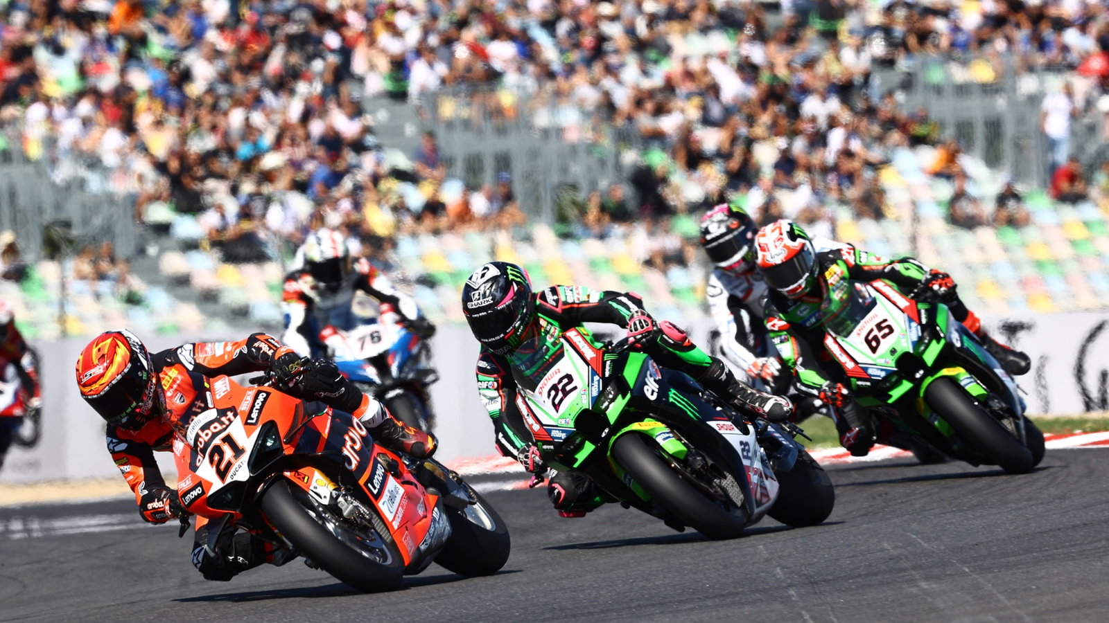 Michael Rinaldi Ducati, Jonathan Rea Kawasaki Magny-Cours WorldSBK