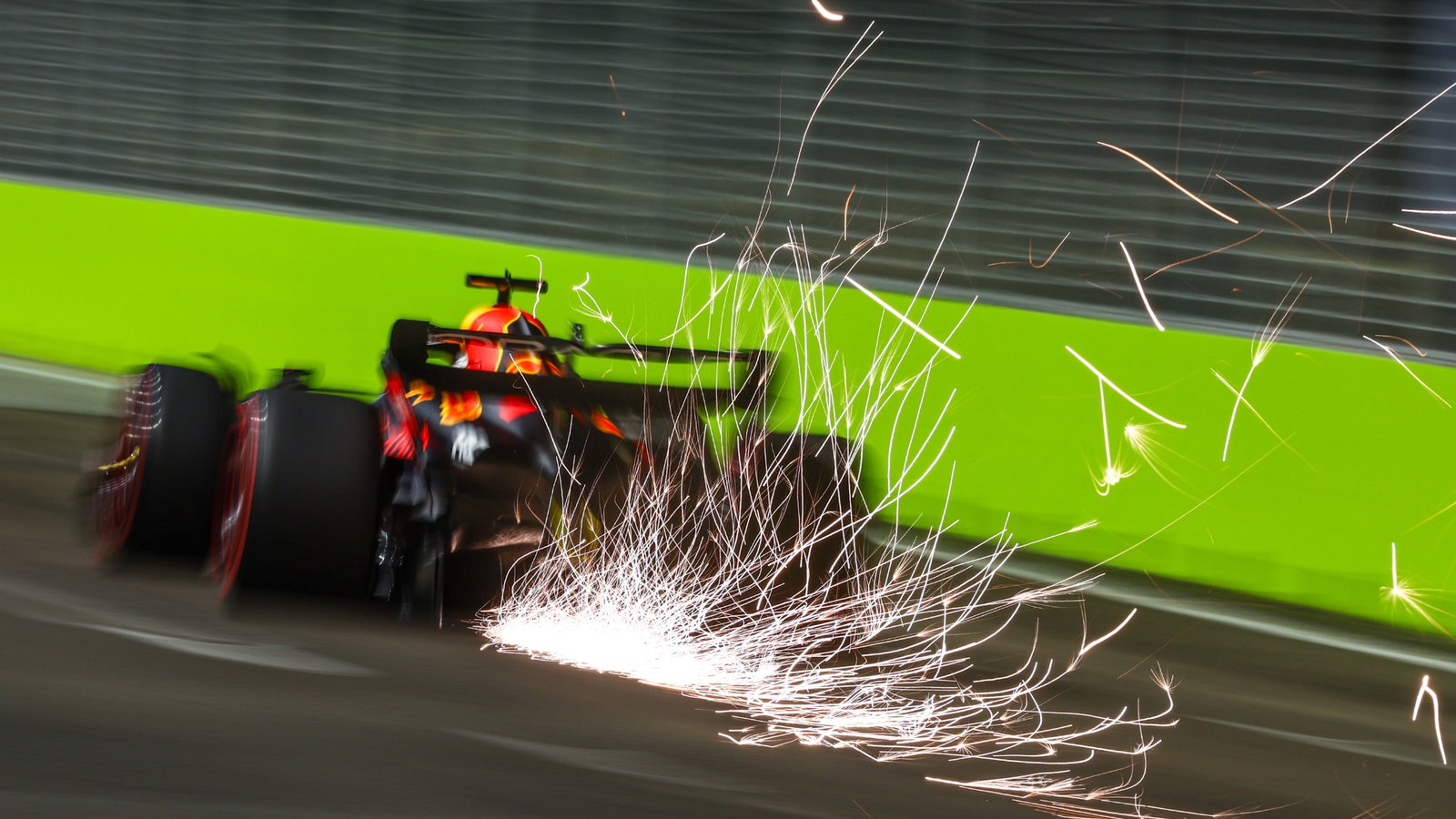 Max Verstappen (NLD), Red Bull Racing Formula 1 World Championship, Rd 17, Singapore Grand Prix, Marina Bay Street