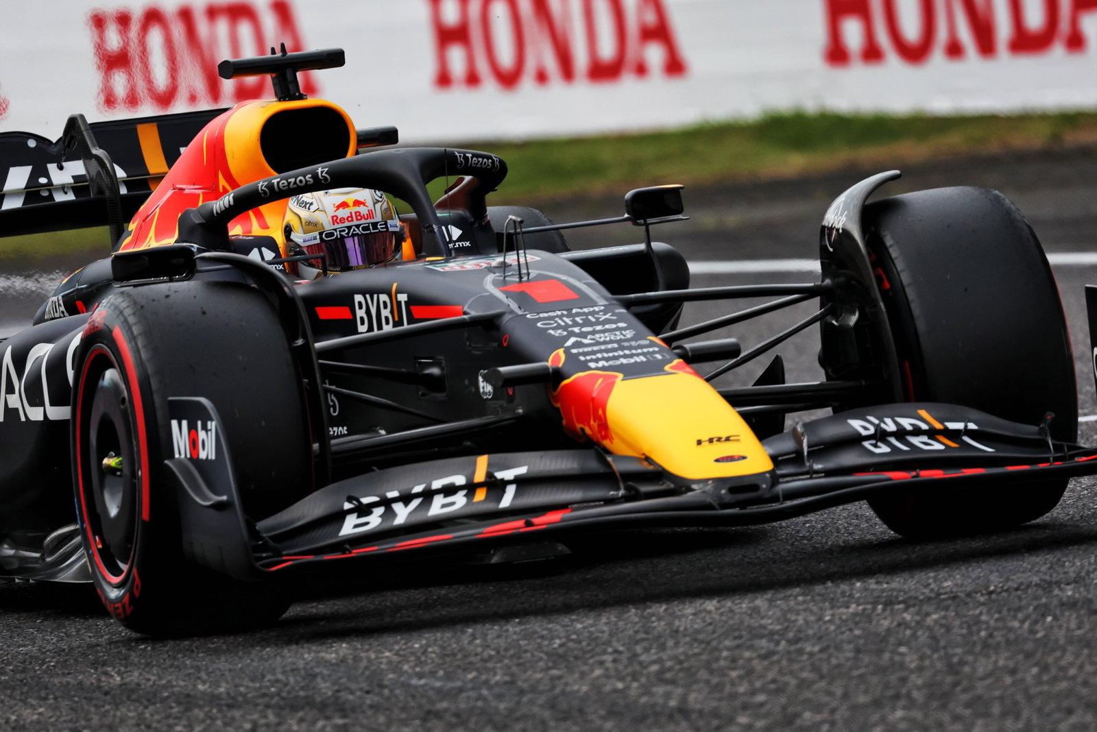 Max Verstappen (NLD) Red Bull Racing RB18. Formula 1 World Championship, Rd 18, Japanese Grand Prix, Suzuka, Japan,