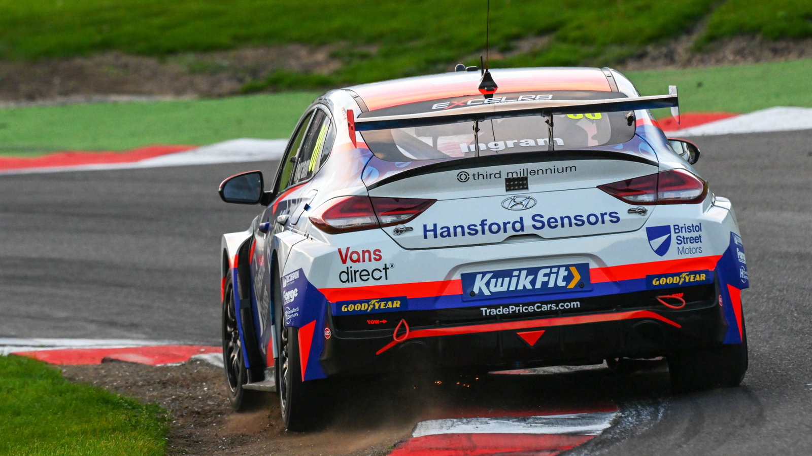 Tom Ingram (GBR) - Bristol Street Motors with EXCELR8 TradePriceCars.com Hyundai