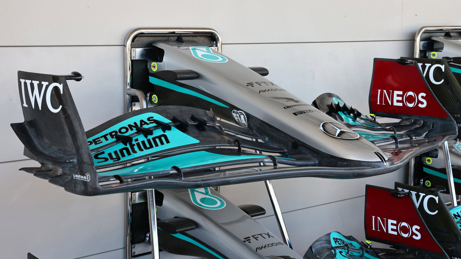 New Front wing Mercedes AMG F1 W13. Formula 1 World Championship, Rd 19, United States Grand Prix, Austin, Texas, USA,