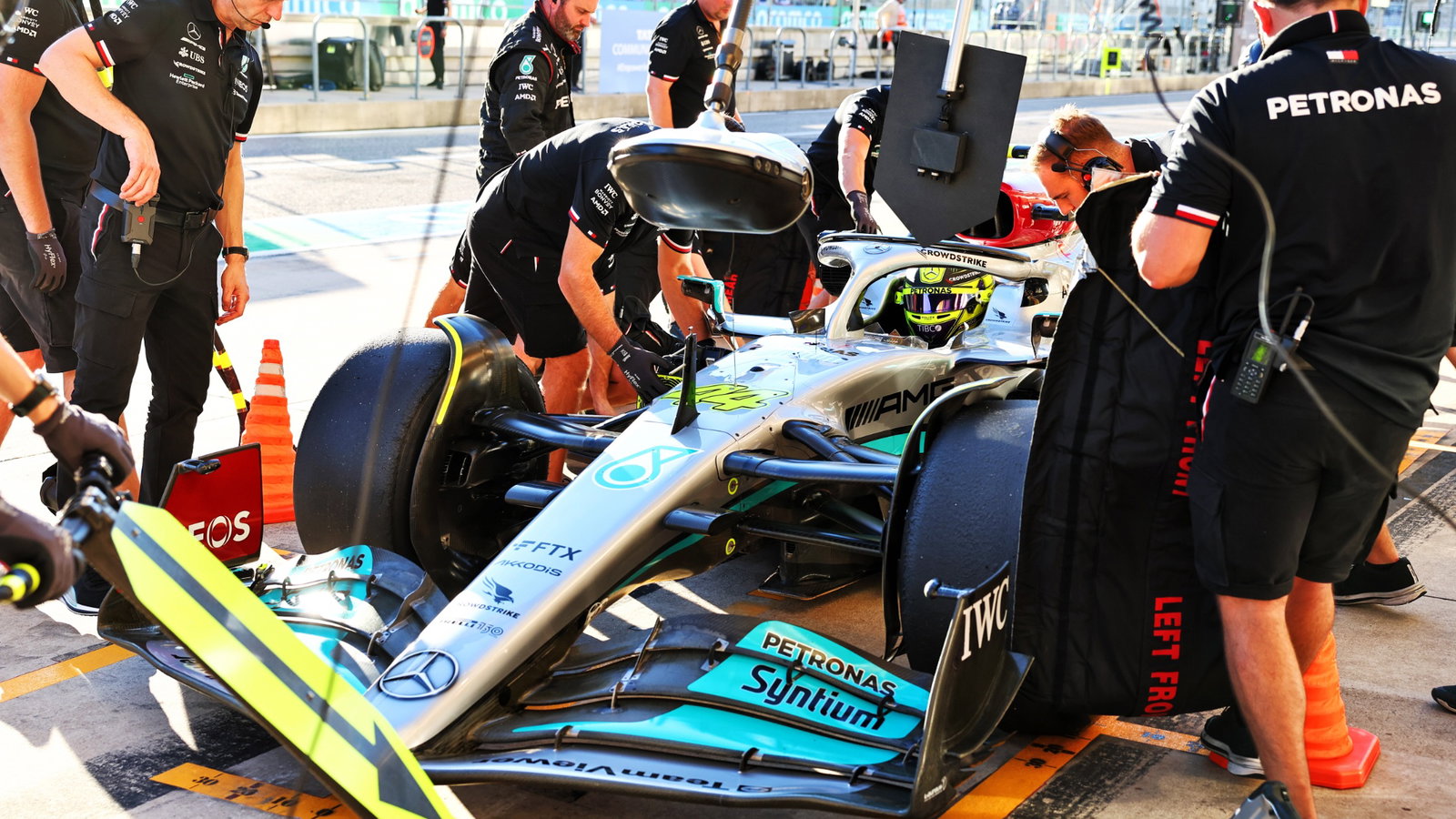 Lewis Hamilton (GBR) Mercedes AMG 