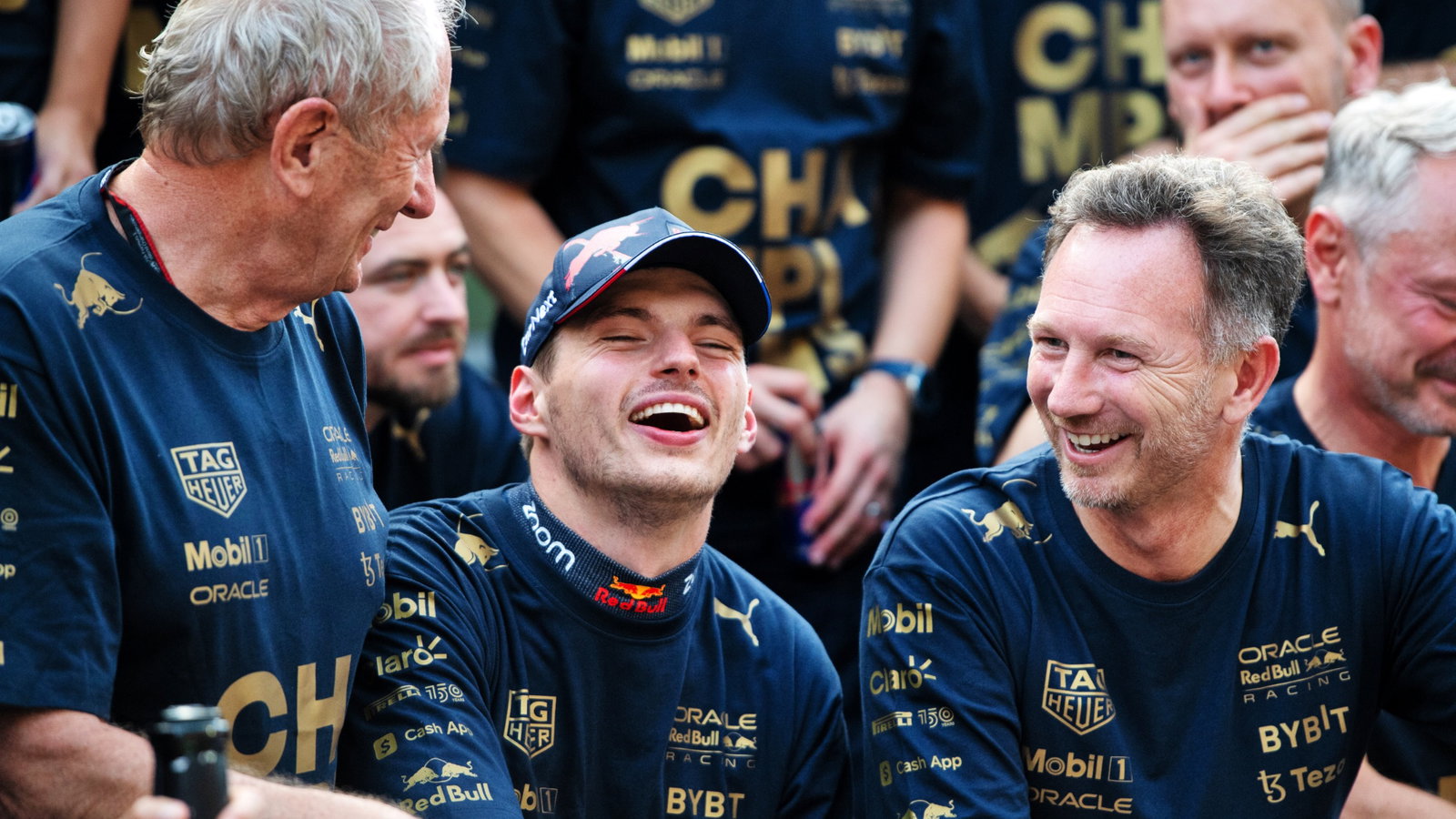 (L to R): Dr Helmut Marko (AUT) Red Bull Motorsport Consultant; Max Verstappen (NLD) Red Bull Racing; and Christian Horner