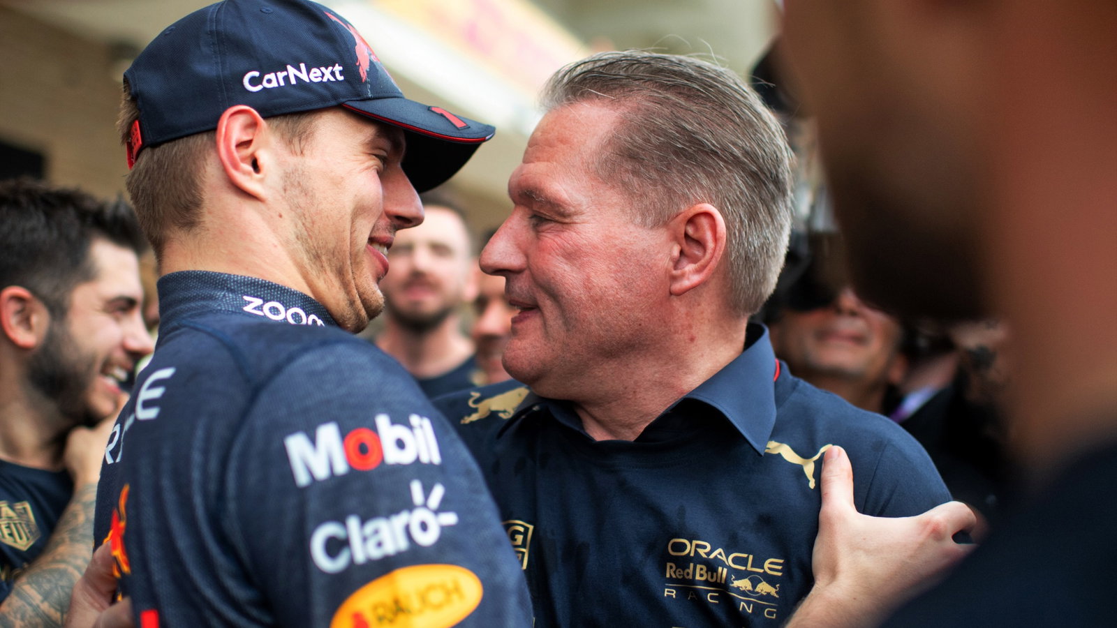 (L to R): Max Verstappen (NLD) Red Bull Racing and his father Jos Verstappen (NLD) celebrate winning the Constructors' World