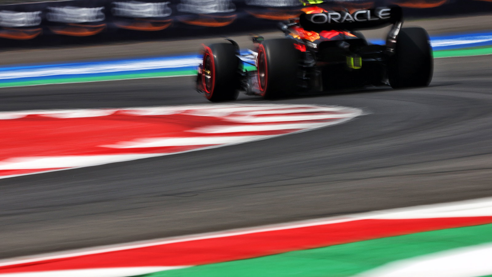 Sergio Perez (MEX) Red Bull Racing RB18. Formula 1 World Championship, Rd 20, Mexican Grand Prix, Mexico City, Mexico,