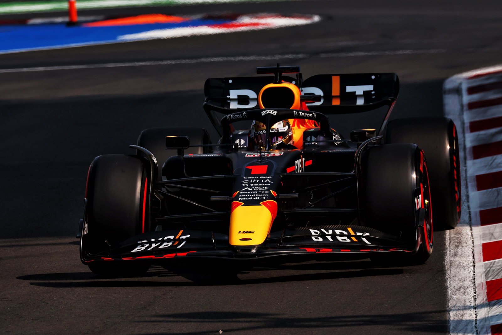 Max Verstappen (NLD) Red Bull Racing RB18. Formula 1 World Championship, Rd 20, Mexican Grand Prix, Mexico City, Mexico,