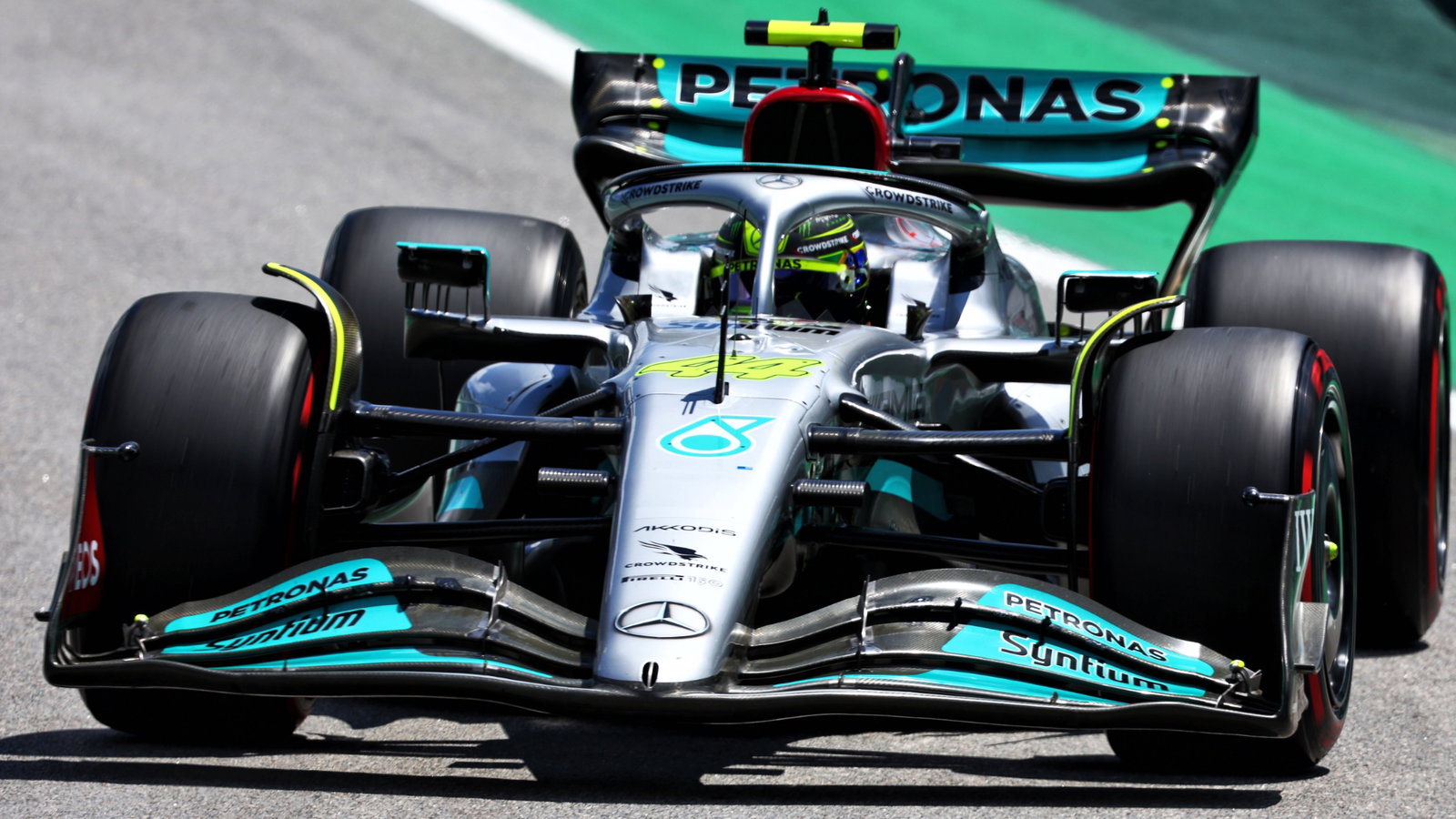 Lewis Hamilton (GBR) Mercedes AMG F1 