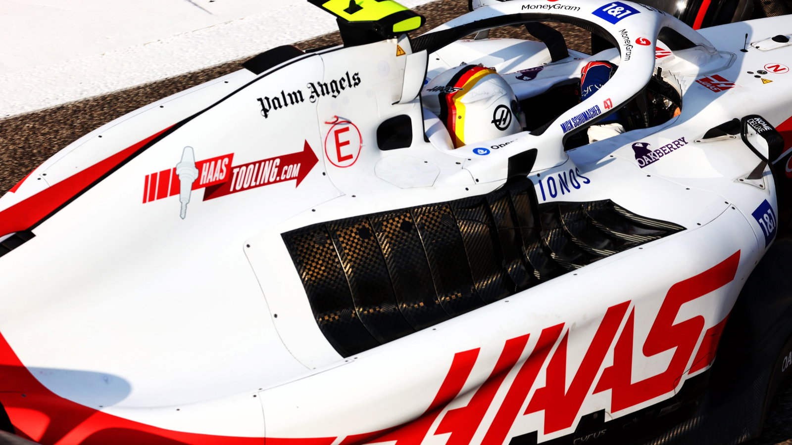 Mick Schumacher (GER) Haas VF-22. Formula 1 World Championship, Rd 22, Abu Dhabi Grand Prix, Yas Marina Circuit, Abu