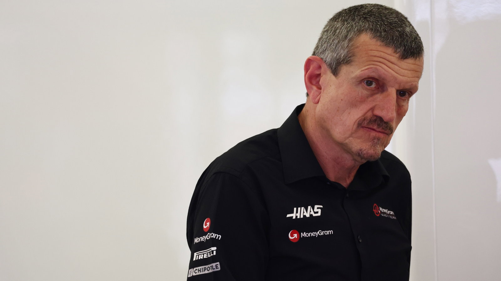 Guenther Steiner (ITA) Haas F1 Team Prinicipal. Formula 1 Testing, Sakhir, Bahrain, Day Three.
- www.xpbimages.com,
