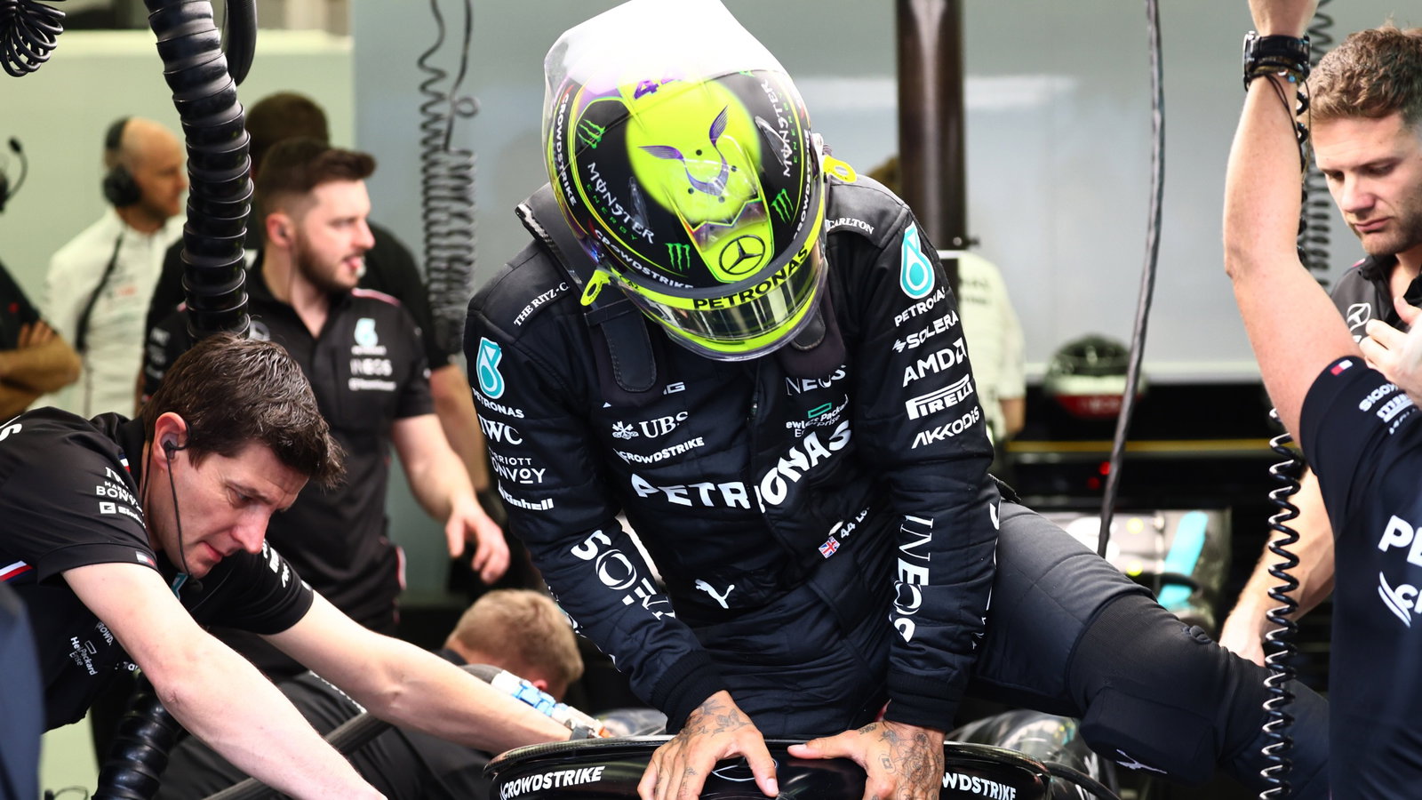 Lewis Hamilton (GBR) Mercedes AMG