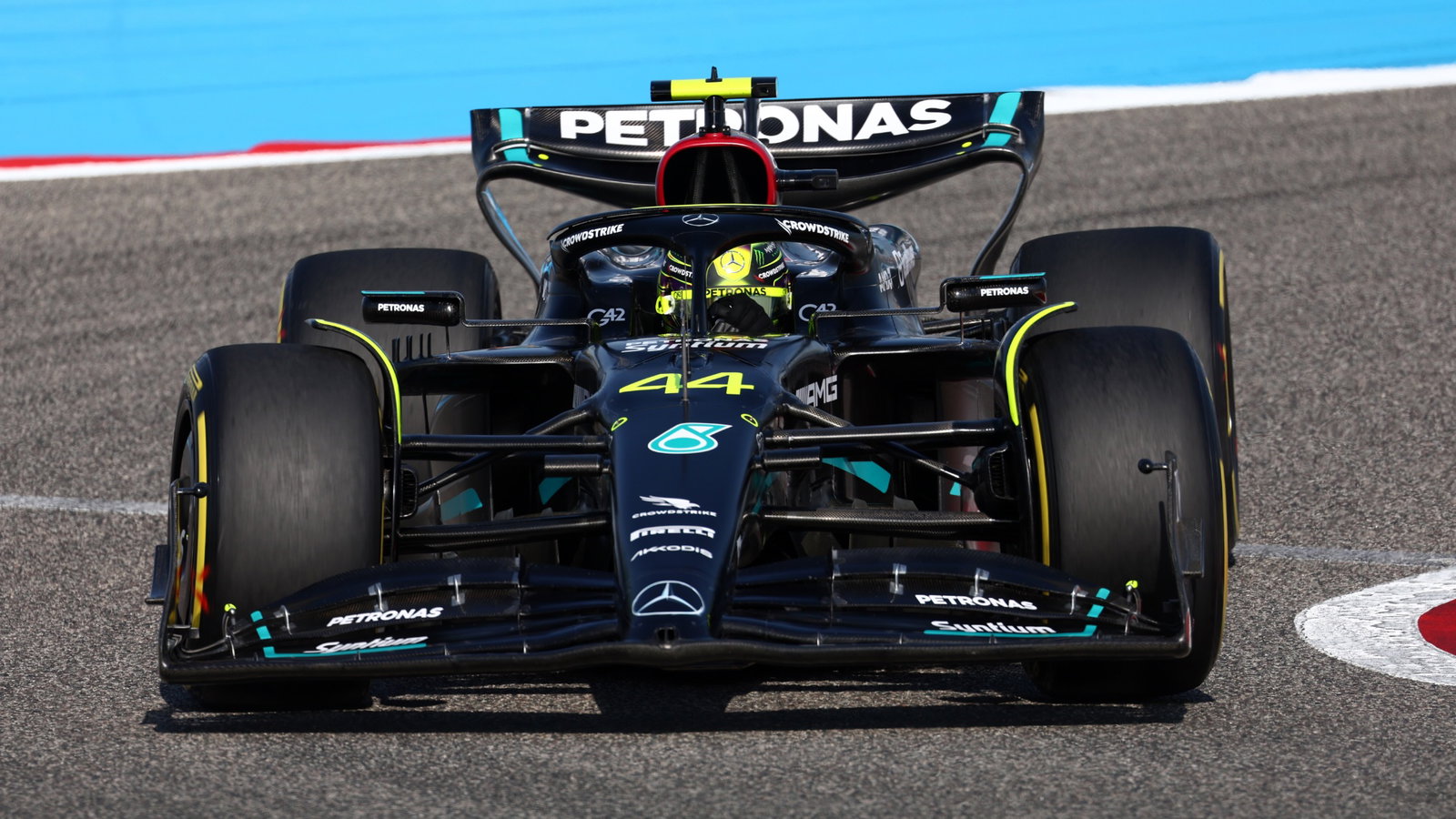 Lewis Hamilton (GBR) Mercedes AMG F1 W14. Formula 1 World Championship, Rd 1, Bahrain Grand Prix, Sakhir, Bahrain,