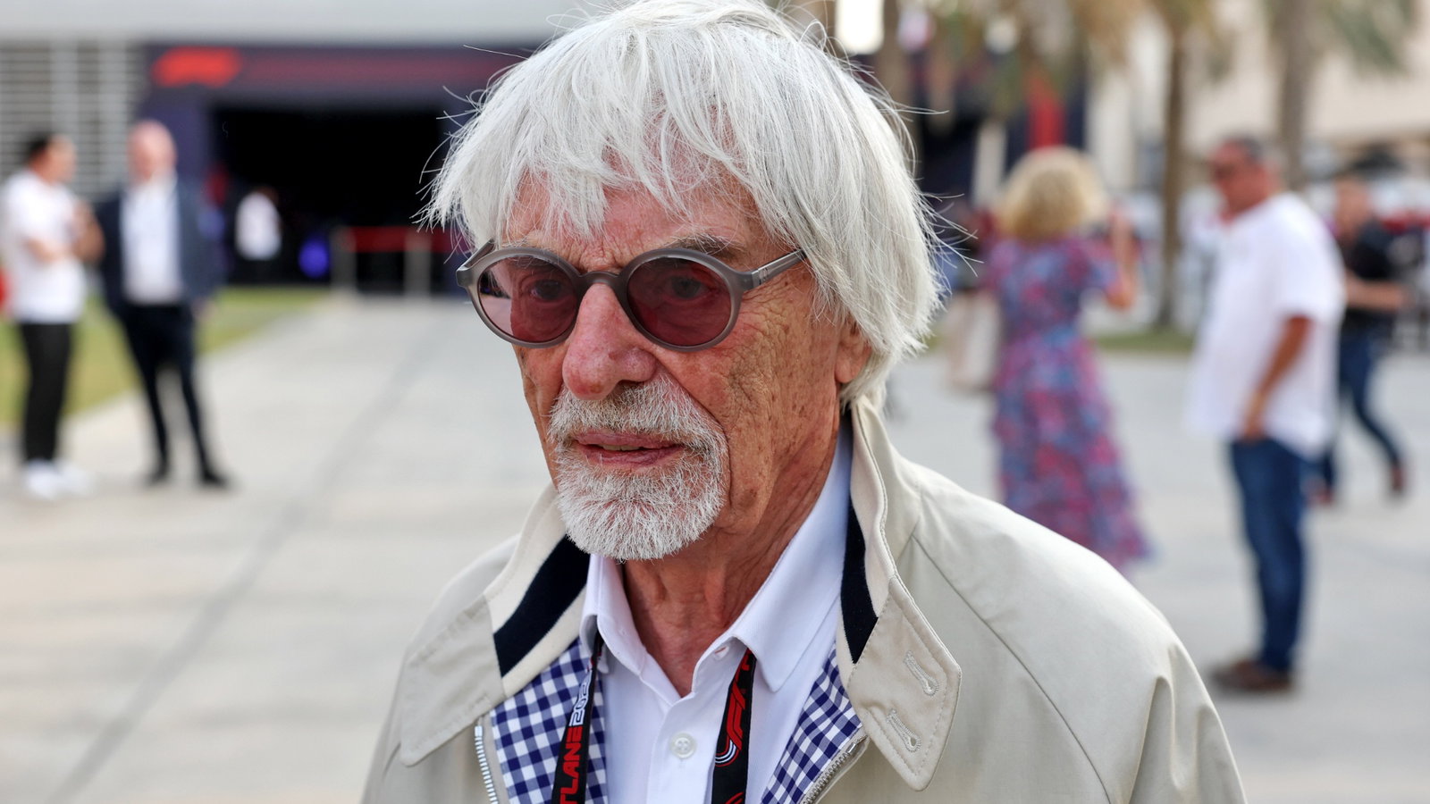 Bernie Ecclestone (GBR). Formula 1 World Championship, Rd 1, Bahrain Grand Prix, Sakhir, Bahrain, Race Day.
-