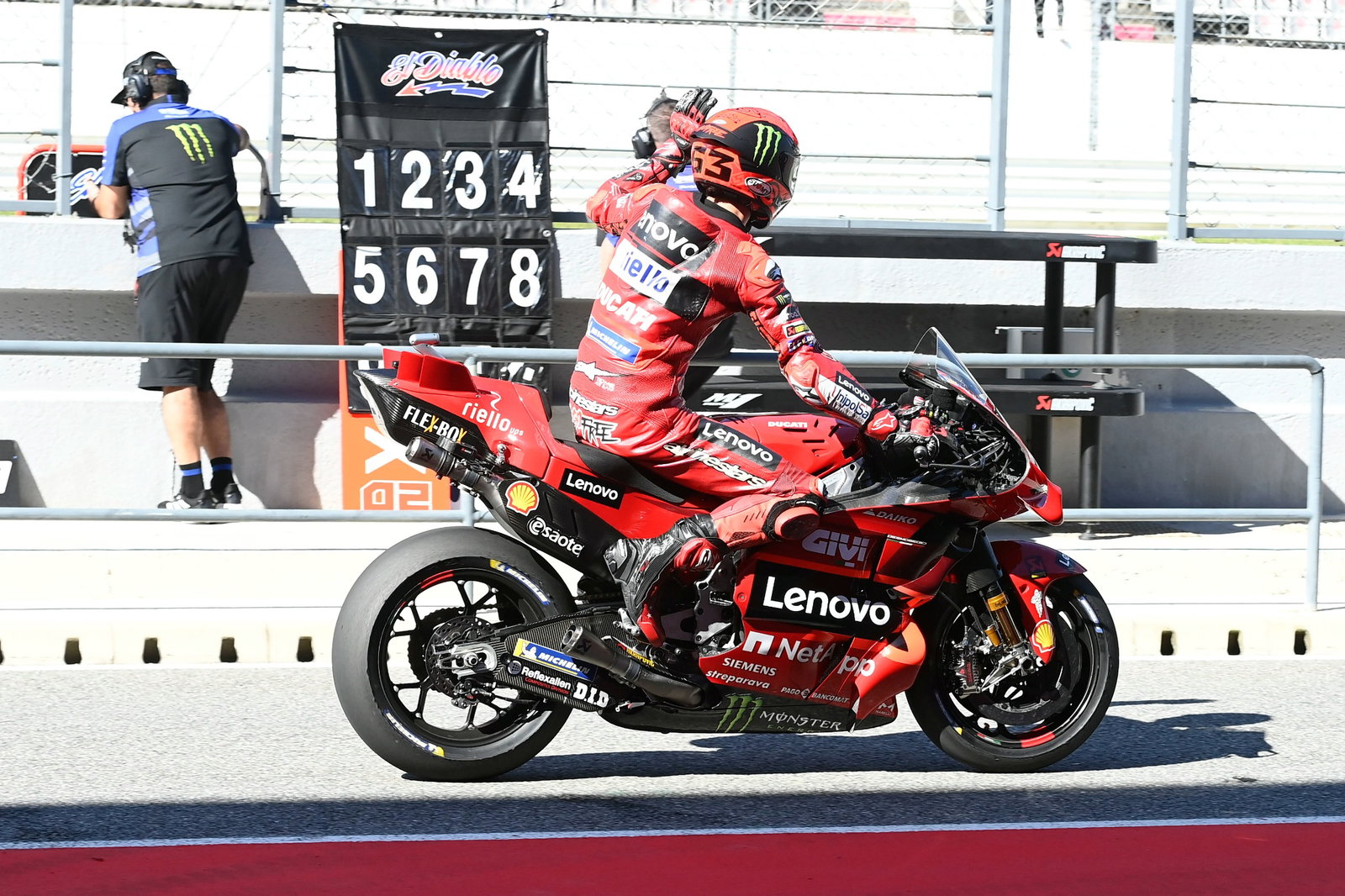 Francesco Bagnaia waves at the crowd, Portuguese MotoGP test, 11 March