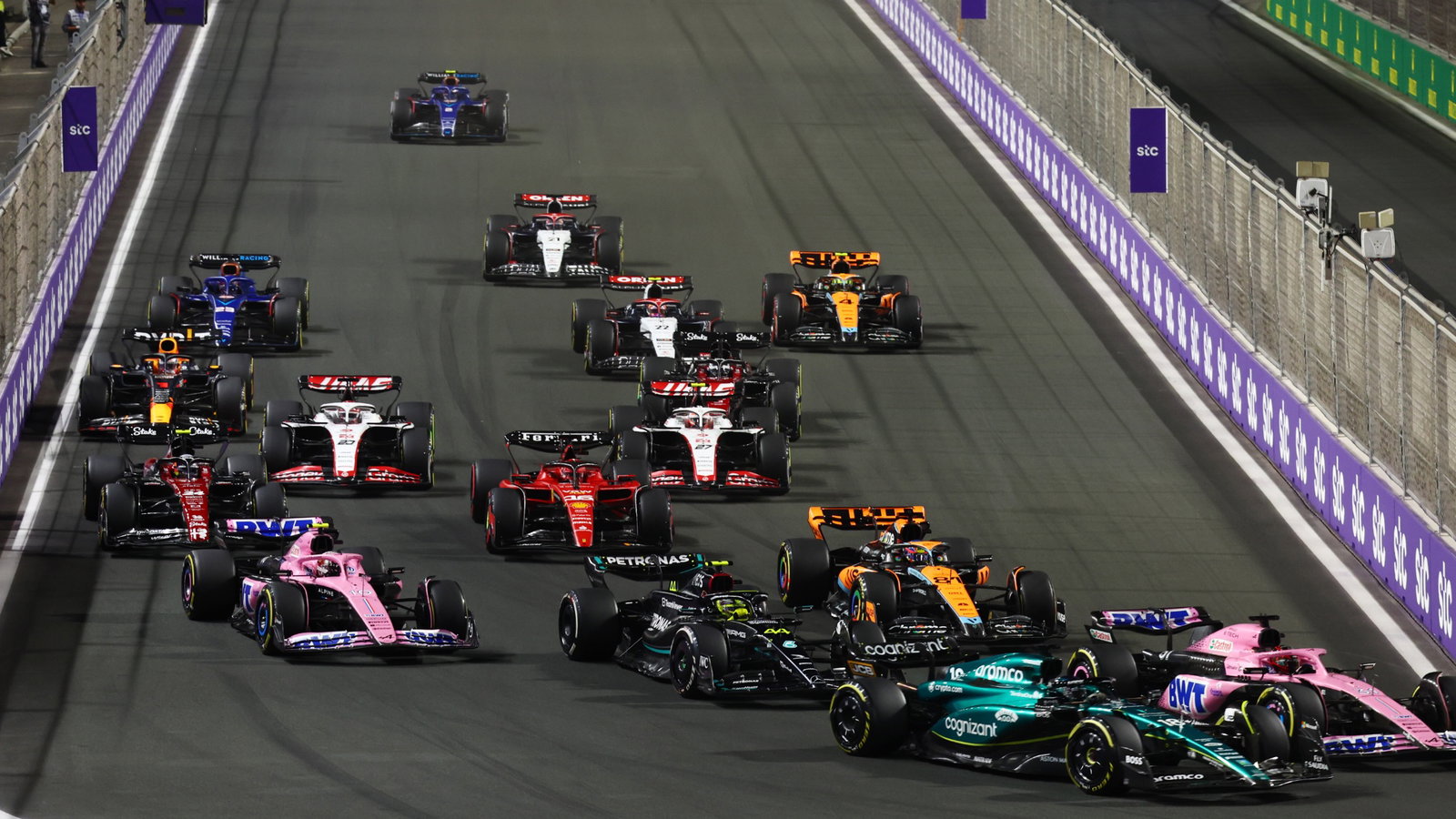 Lance Stroll (CDN) Aston Martin F1 Team AMR23 at the start of the race. Formula 1 World Championship, Rd 2, Saudi Arabian