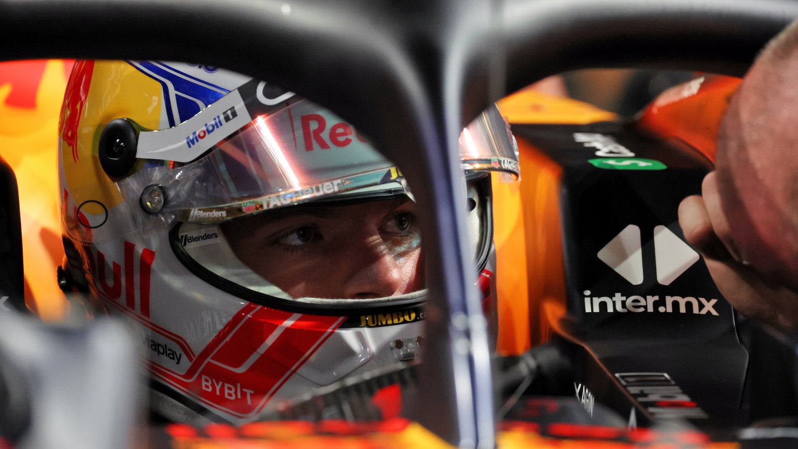 Max Verstappen (NLD) Red Bull Racin