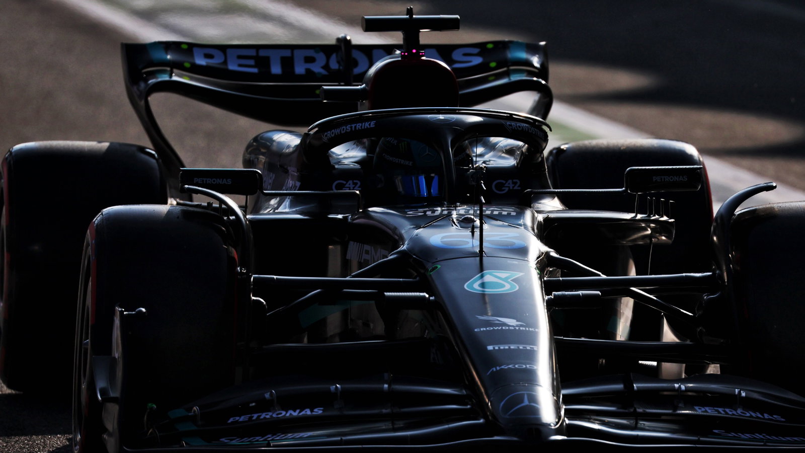 George Russell (GBR) Mercedes AMG F1 W14 in the pits. Formula 1 World Championship, Rd 4, Azerbaijan Grand Prix, Baku