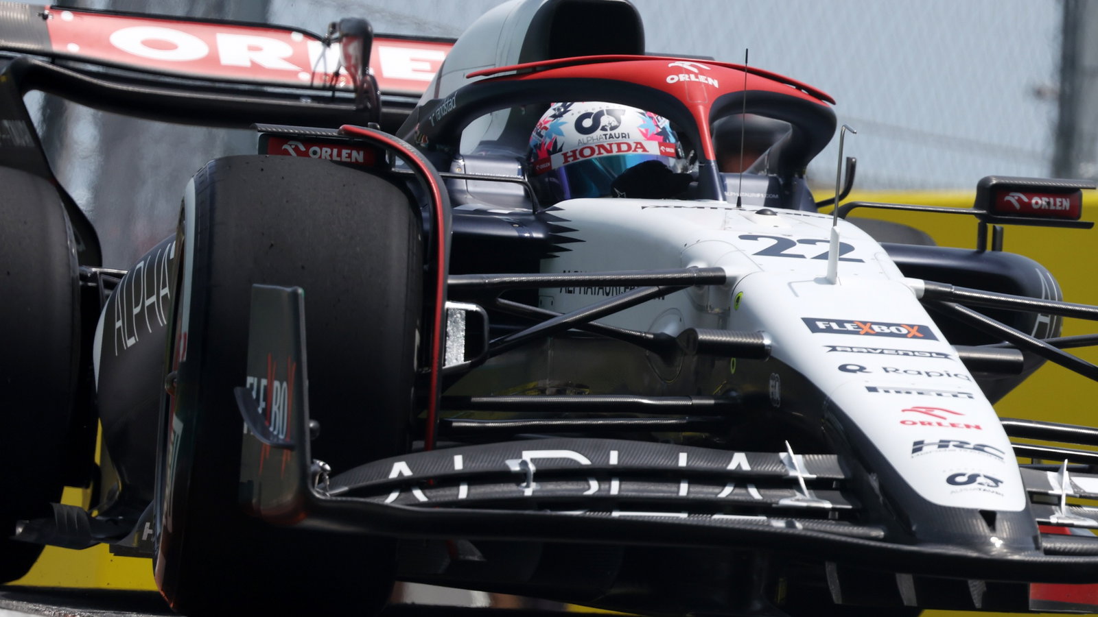Yuki Tsunoda (JPN) AlphaTauri AT04. Formula 1 World Championship, Rd 5, Miami Grand Prix, Miami, Florida, USA, Practice
