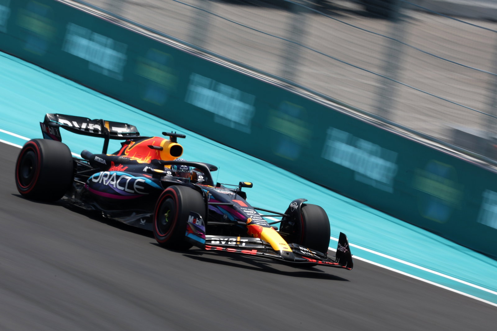 Max Verstappen (NLD) Red Bull Racing RB19. Formula 1 World Championship, Rd 5, Miami Grand Prix, Miami, Florida, USA,