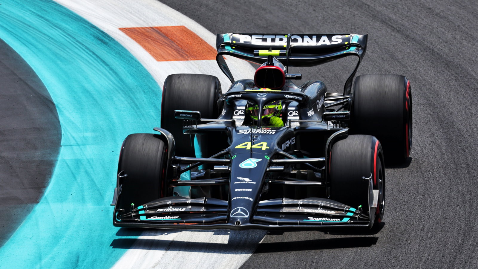 Lewis Hamilton (GBR) Mercedes AMG F