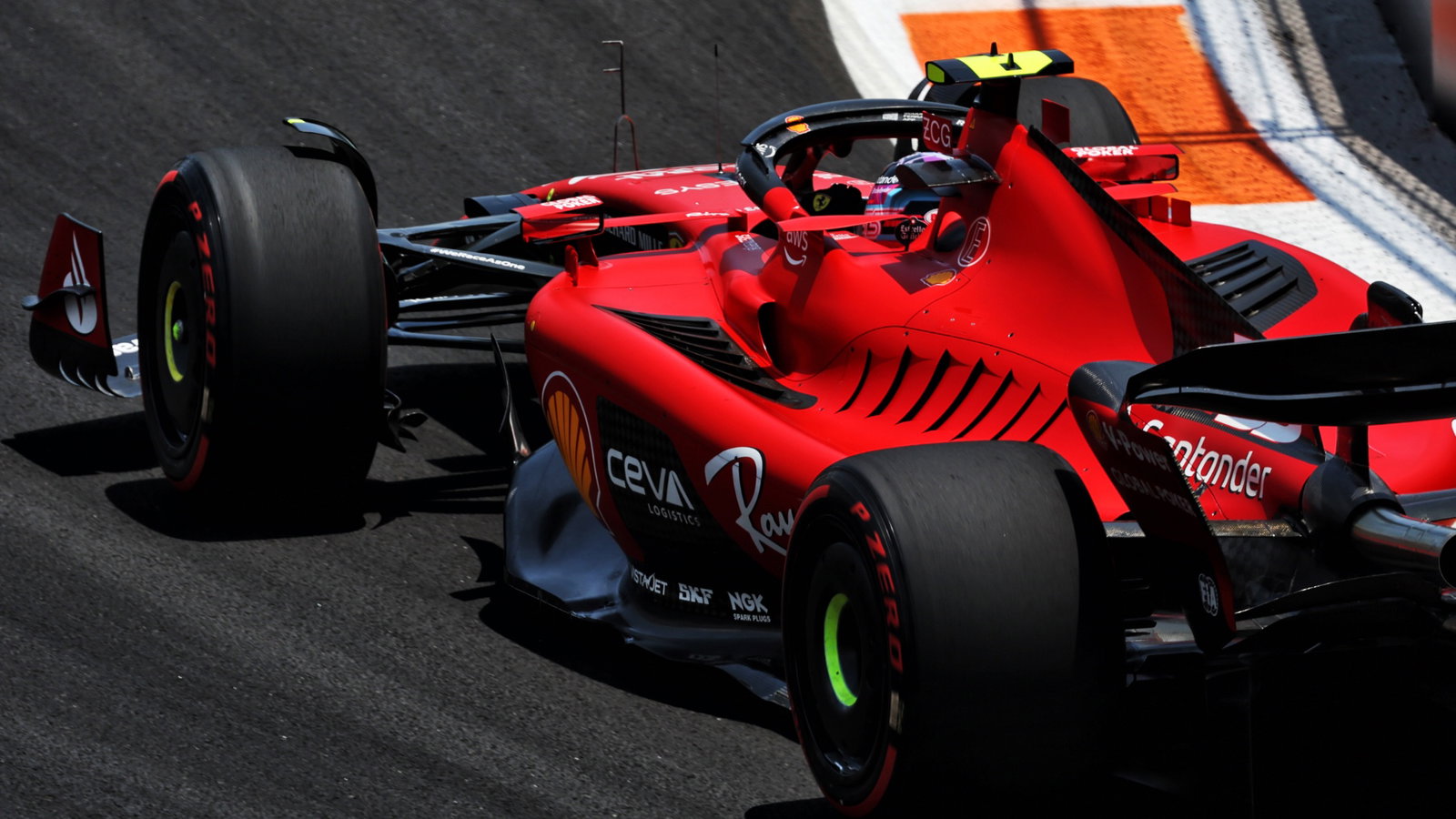 Carlos Sainz Jr (ESP) Ferrari SF-23. Formula 1 World Championship, Rd 5, Miami Grand Prix, Miami, Florida, USA, Qualifying
